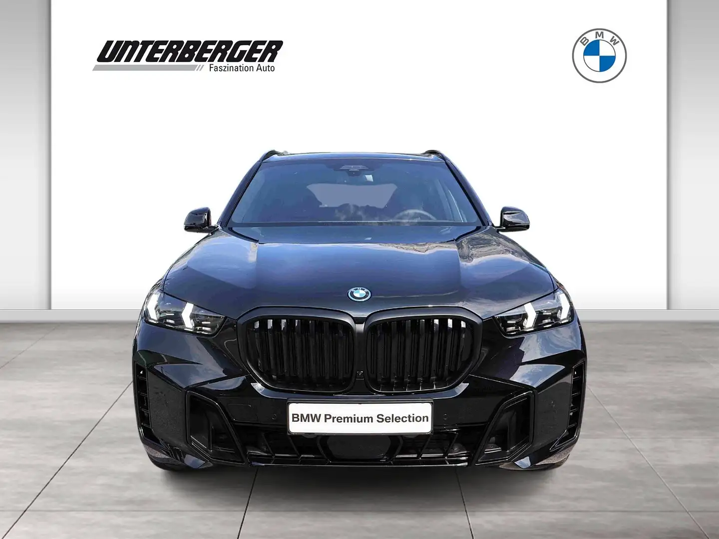 BMW X5 xDrive50e M-Sport DAB LED AHK Klimaaut. Zwart - 2