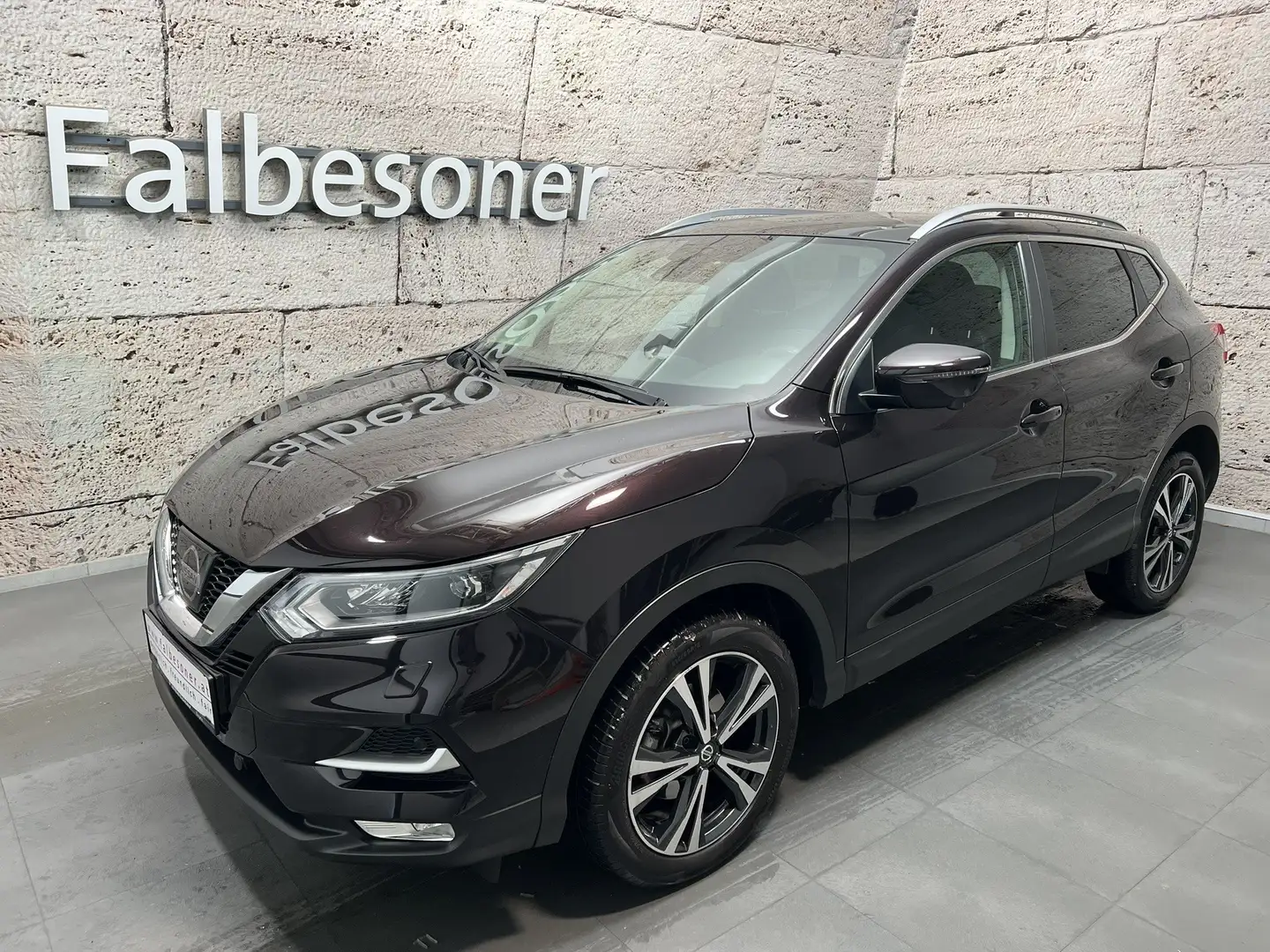 Nissan Qashqai 1,6 dCi N-Connecta 4x4 ALL-MODE Braun - 1
