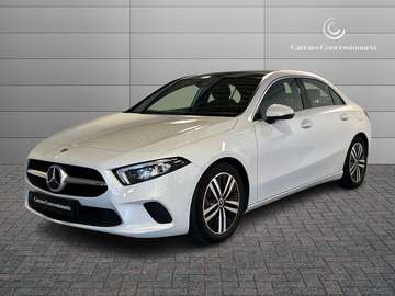 - A 200 d Sport 4matic auto Sedan