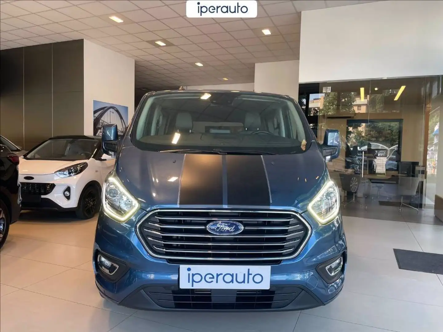 Ford Tourneo Custom 320 2.0 tdci MHEV 185cv Titanium L2H1 E6.2 Bleu - 2