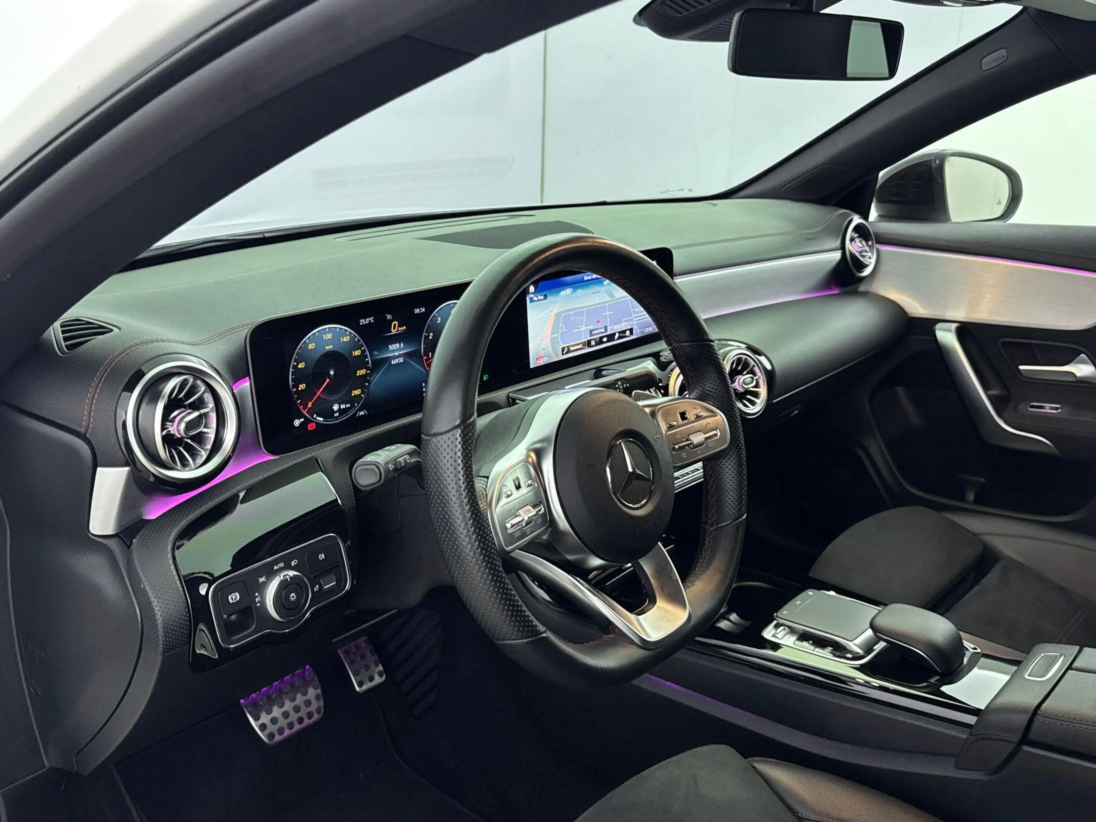 Mercedes-Benz CLA 220 Shooting Brake Advantage — photo 8