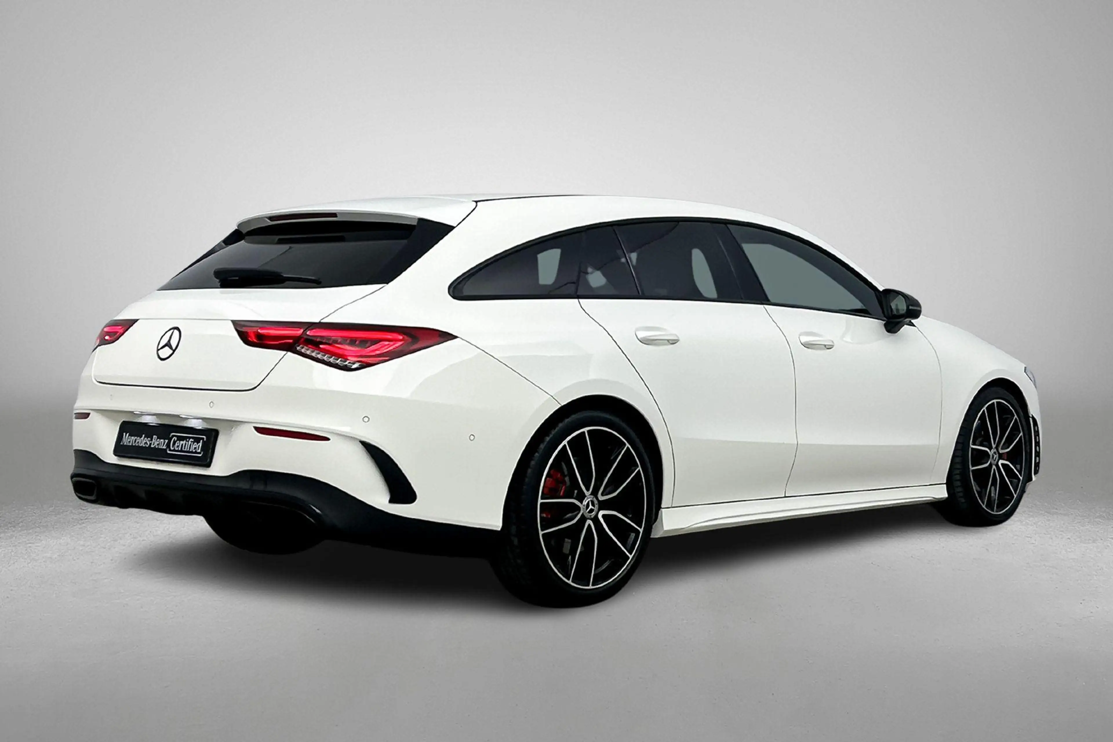 Mercedes-Benz CLA 220 Shooting Brake Advantage — photo 2