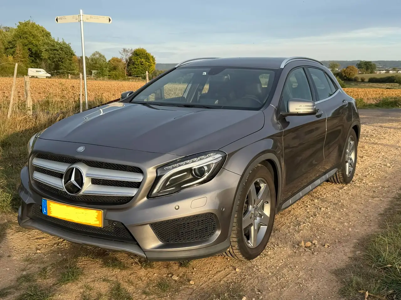 Mercedes-Benz GLA 220