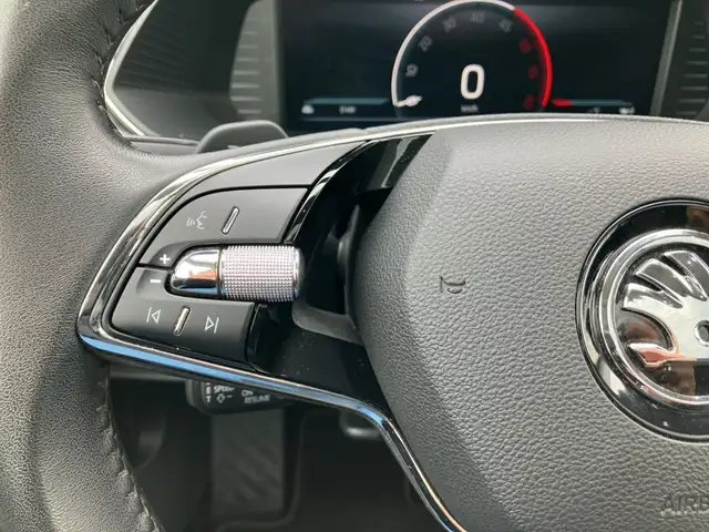 Skoda Superb view 22