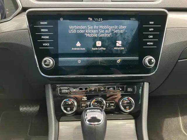 Skoda Superb view 29