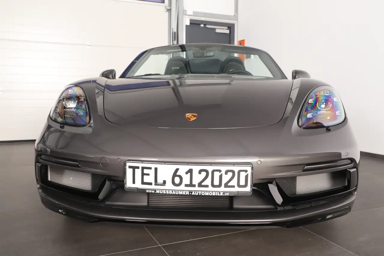 Porsche 718