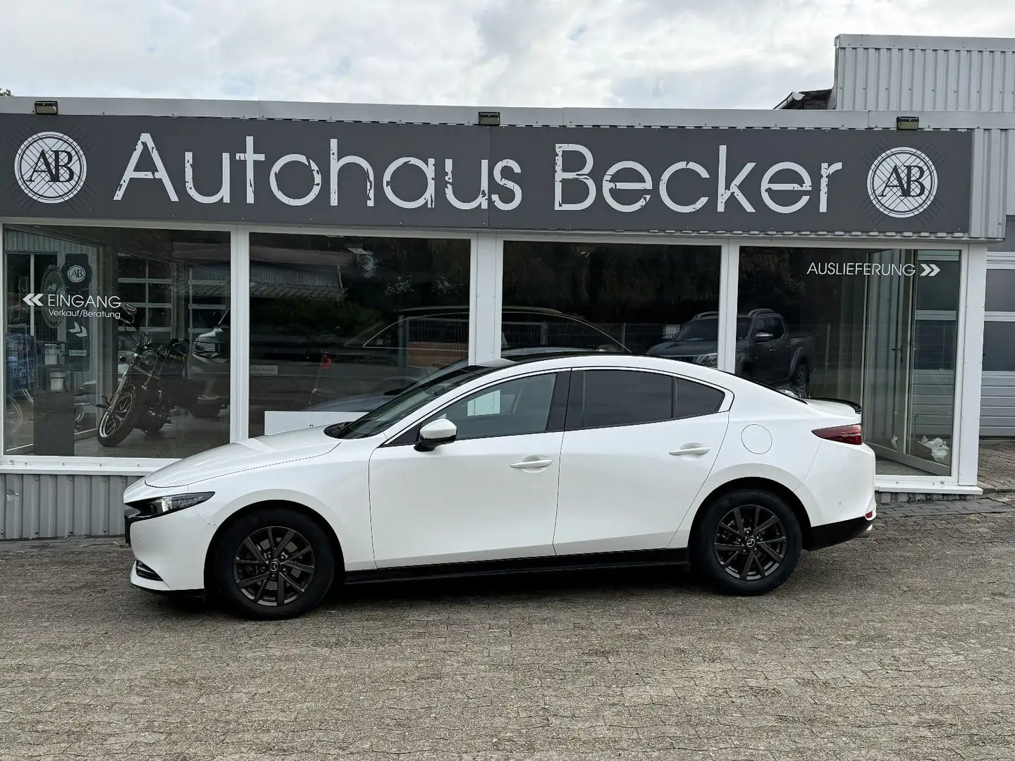 Mazda 3 Fastback Selection+LED+ACC+360°KAMERA+LEDER+ Blanc - 1