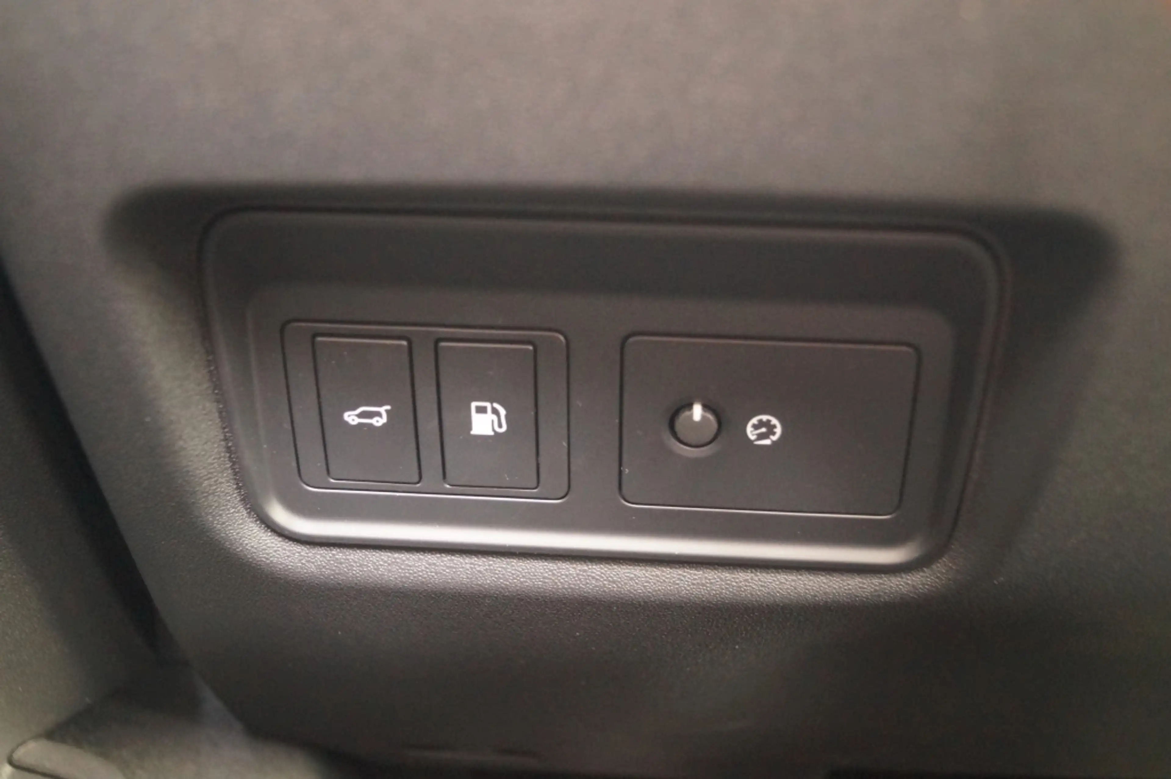 Jaguar E-Pace 1.5 P300e AWD R-Dynamic HSE -LEER-PANO-CAM-ECC- — photo 20