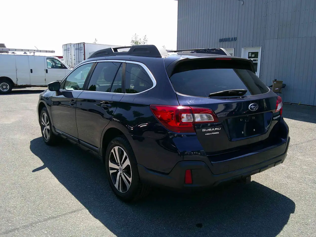 Subaru OUTBACK снимка Subaru OUTBACK