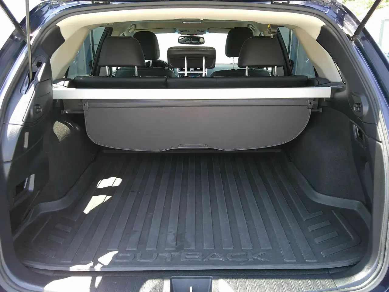 Subaru OUTBACK снимка Subaru OUTBACK