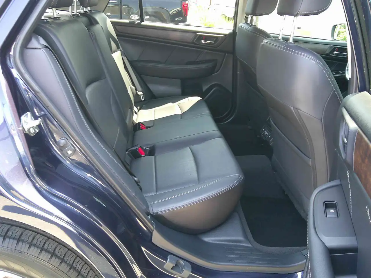 Subaru OUTBACK снимка Subaru OUTBACK