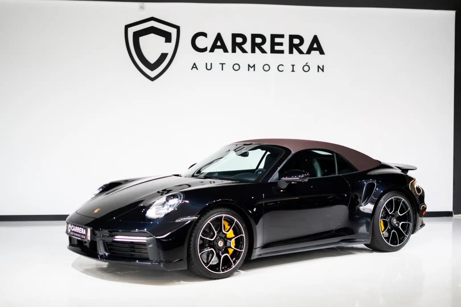 Porsche 992 Turbo S Cabriolet PDK Negro - 1