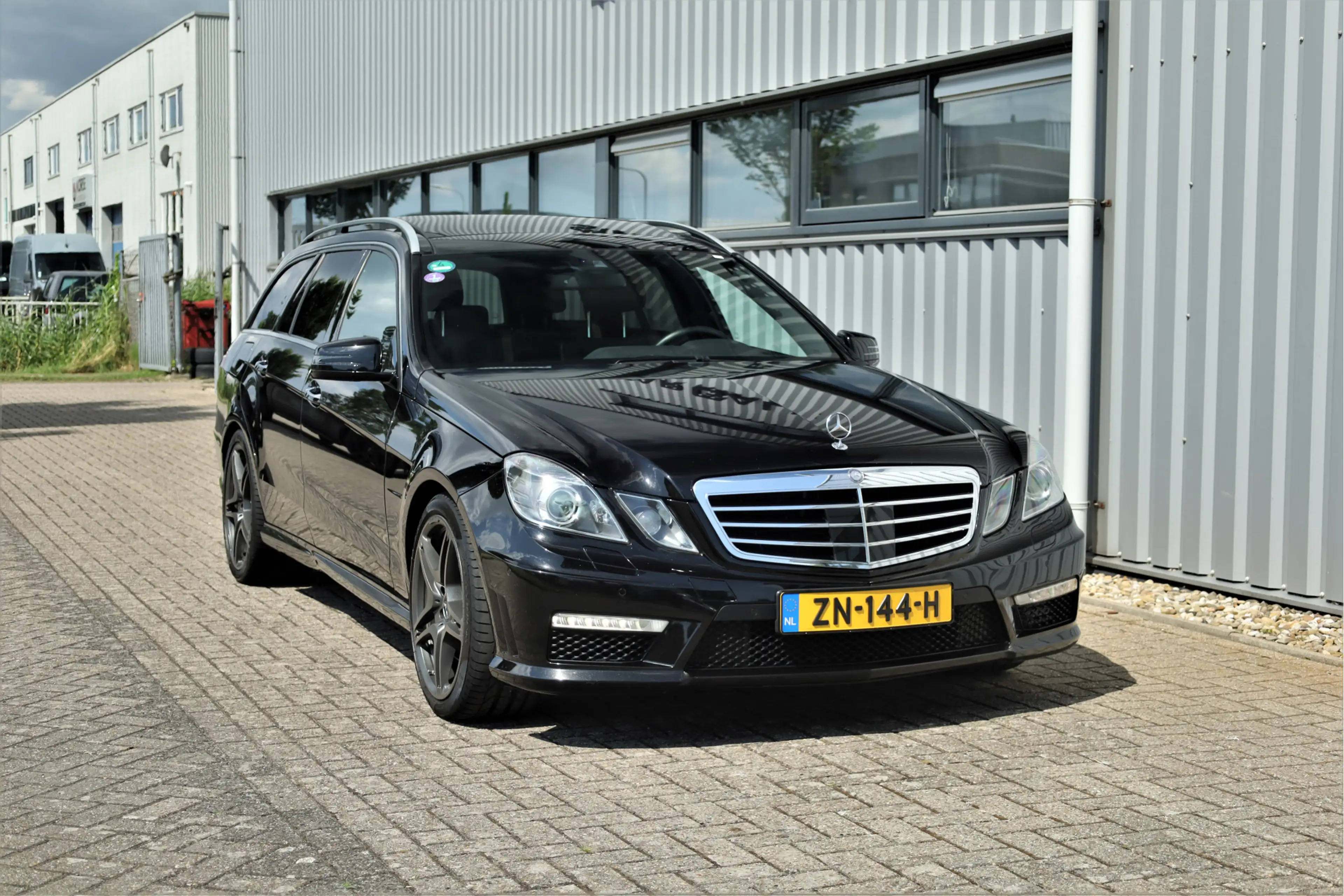 Mercedes-Benz E 63 AMG Estate E 144776km — photo 2