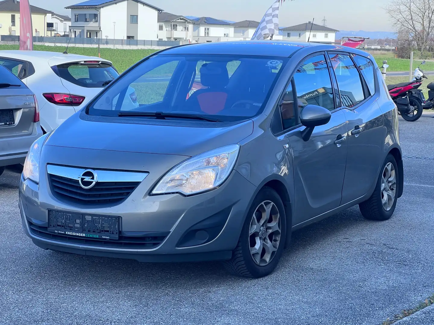 Opel Meriva Edition Brun - 1