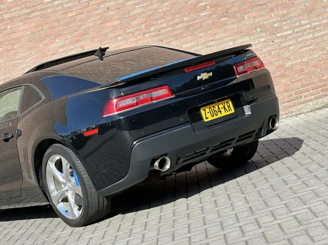 Chevrolet Camaro view 13