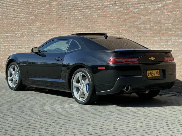 Chevrolet Camaro view 11