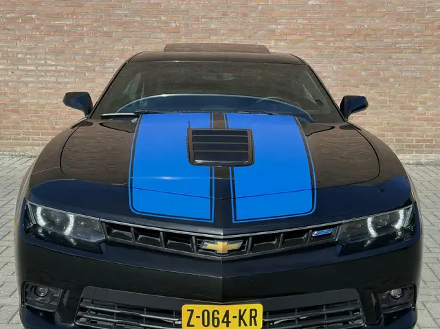 Chevrolet Camaro view 14