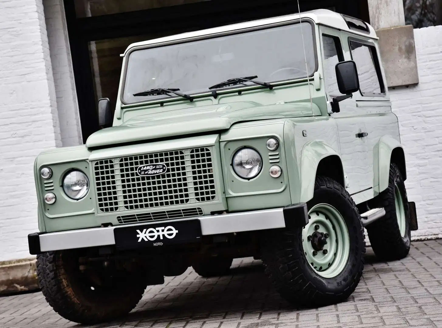 Land Rover Defender 90 HERITAGE LIMITED EDITION Vert - 1
