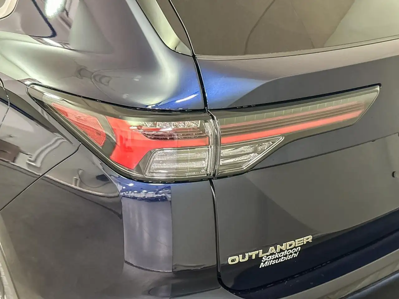 Mitsubishi Outlander снимка Mitsubishi Outlander