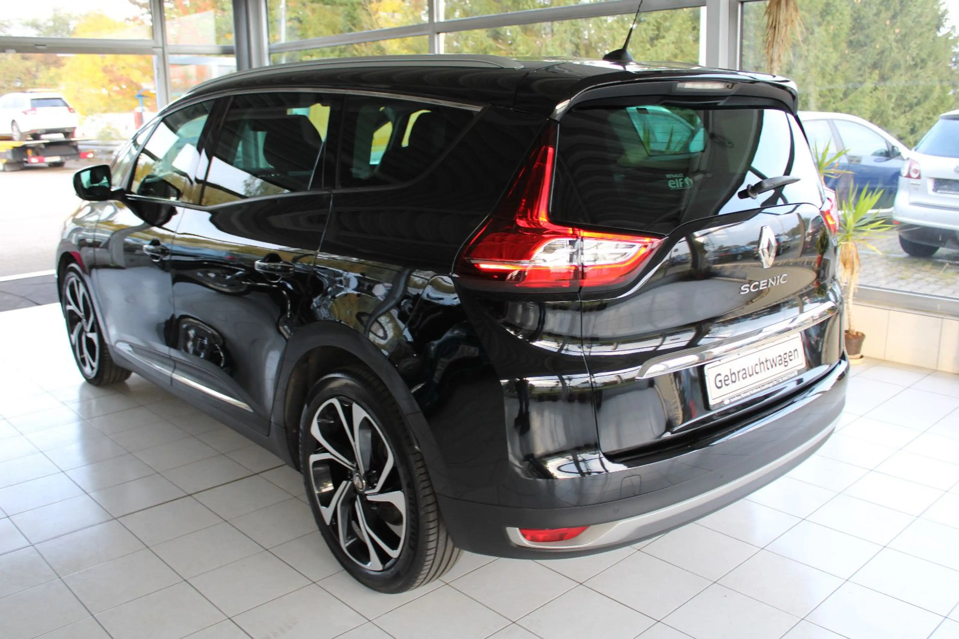 Renault Scenic IV Grand BOSE Edition 7-SITZE XENON — photo 6