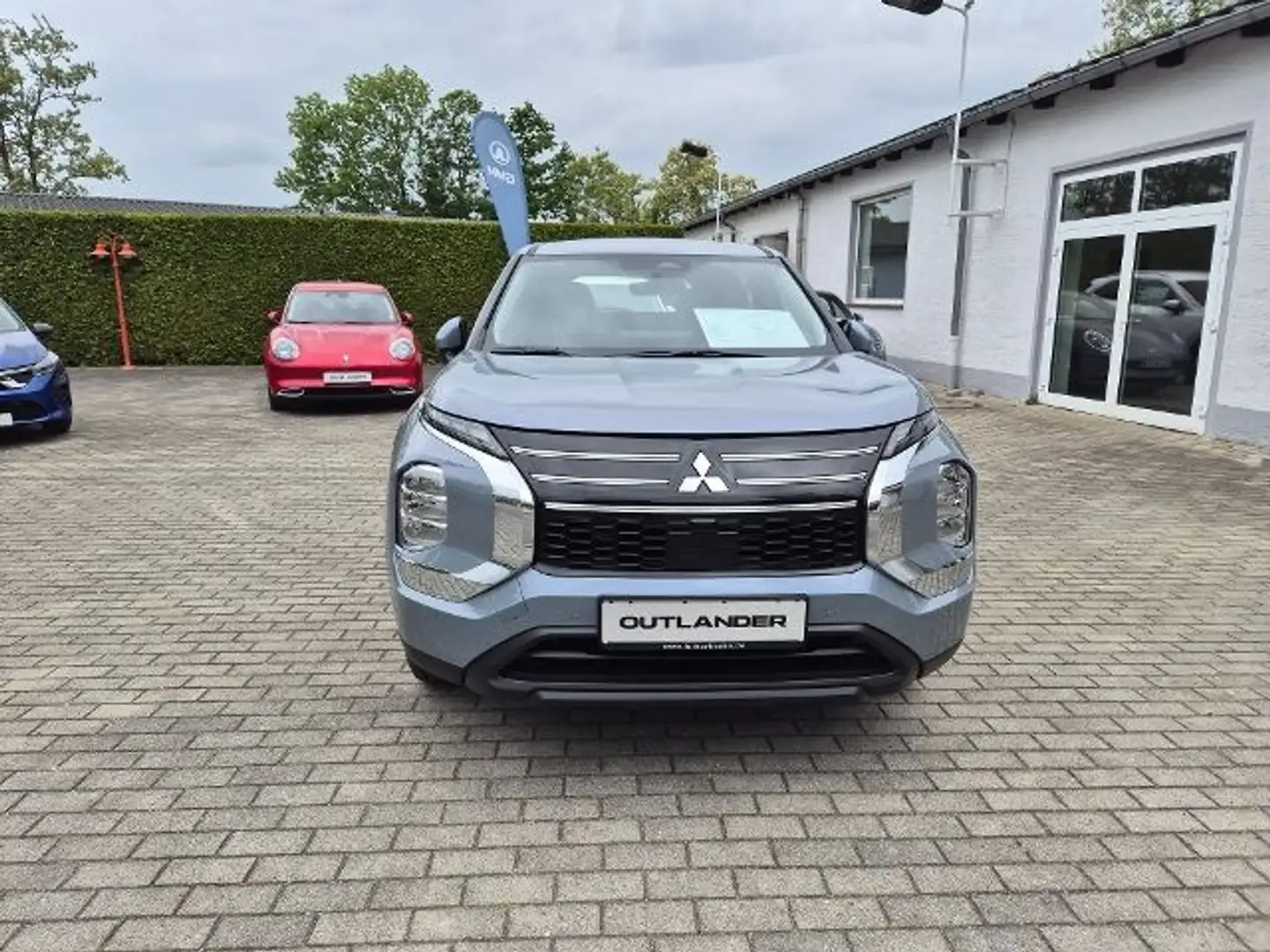 Mitsubishi Outlander 2.4L PHEV BASIS 4WD 8 Jahre Garantie Gri - 2
