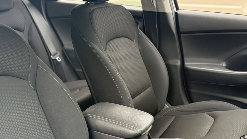Hyundai i30 YES!|NAVI|KAMERA|APPLE-CARPL|SHZ|BEHEIZ-LEK. — photo 13