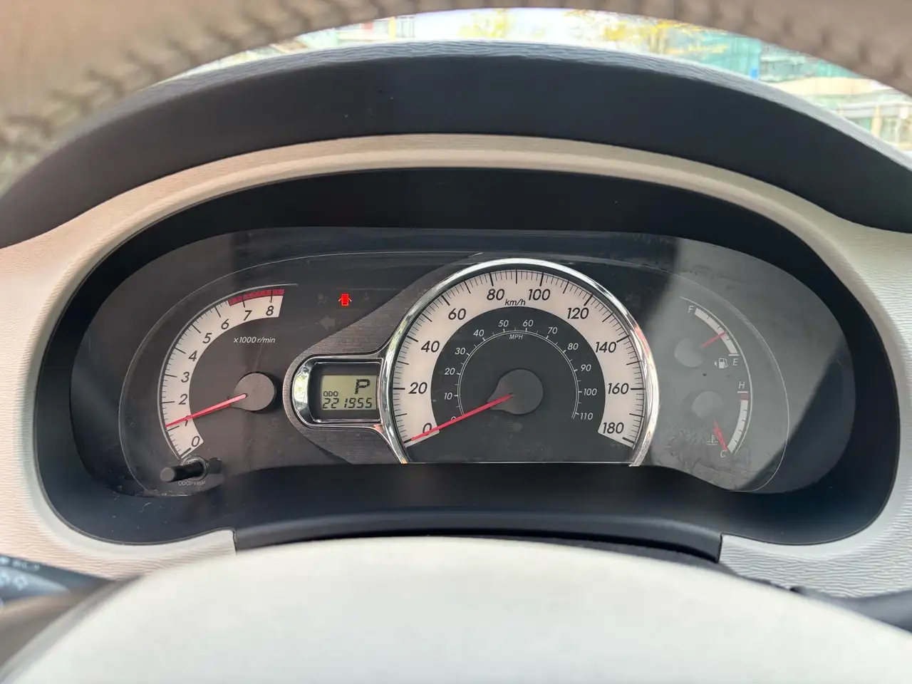Toyota Sienna снимка Toyota Sienna