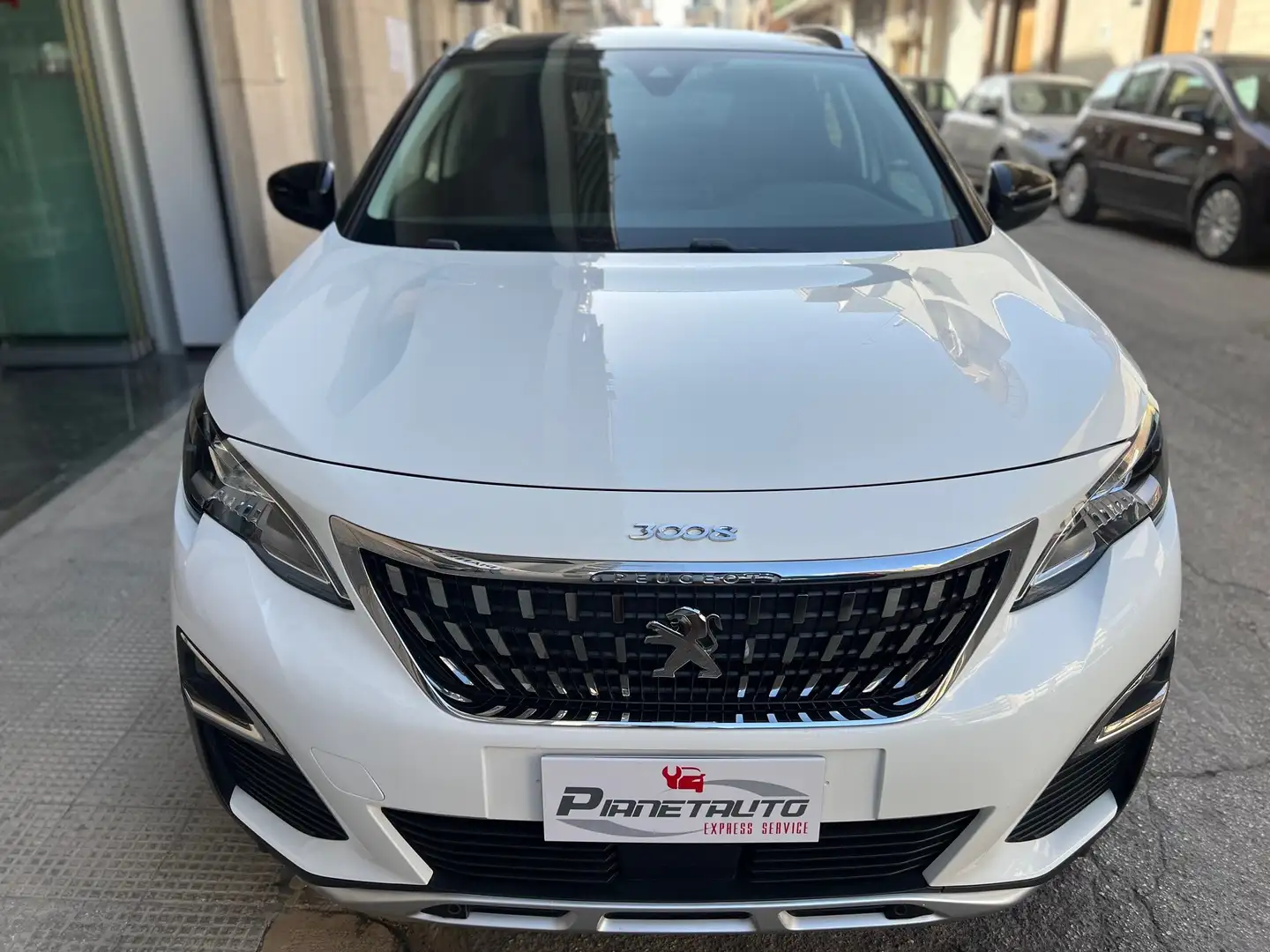 Peugeot 3008 1.6 bluehdi 120cv eat6 ALLURE S&S NAVI/PELLE PERF. Bianco - 2