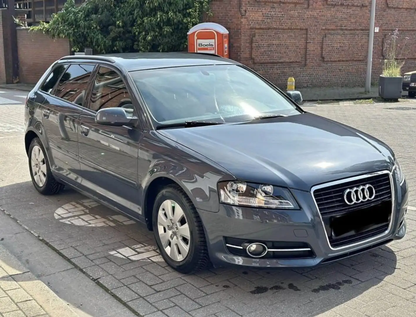 Audi A3 Sportback 1.6TDI Ambition - 2