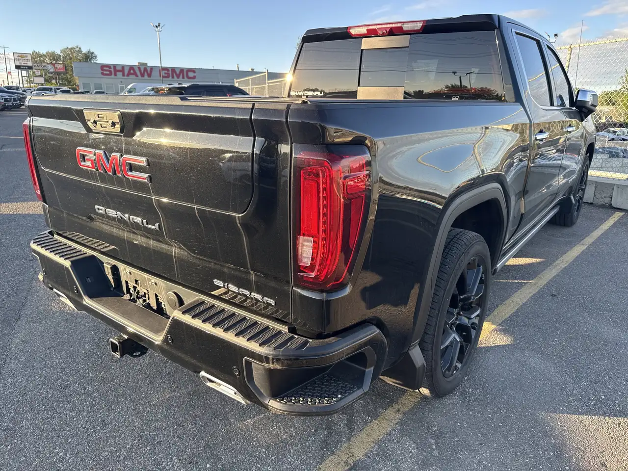 GMC Sierra 1500 photo GMC Sierra 1500