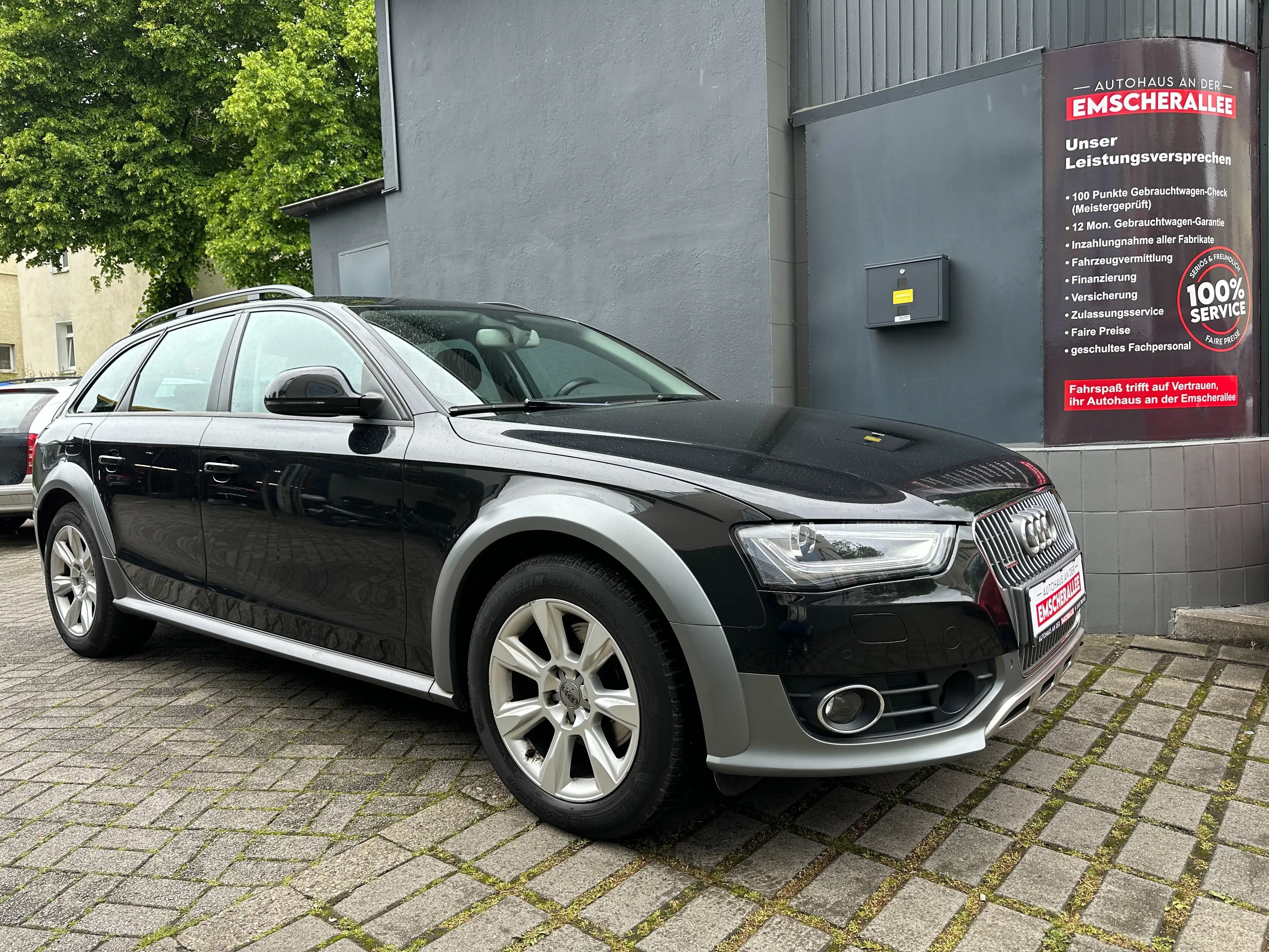 Audi A4 allroad ALLROAD 2.0TDI QUATTRO/PANO/NAV/LEDER/ACC/AHK