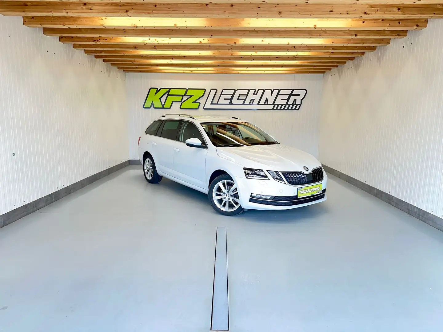 Skoda Octavia Combi 1.6 TDI DSG "LED*NAVI*SITZH*ACC*VIRTUAL" Weiß - 1