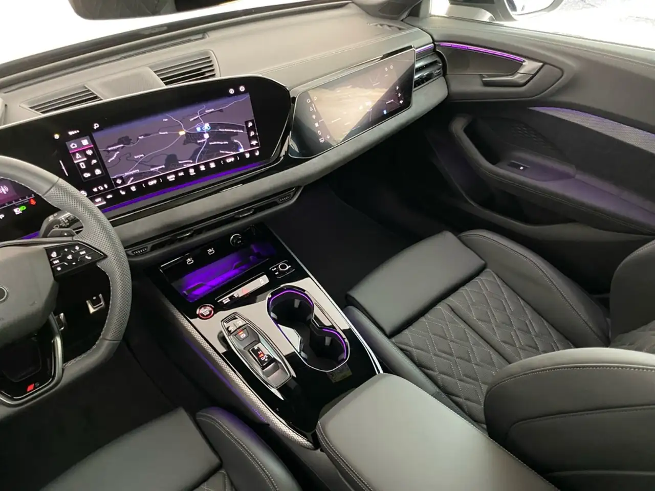 Audi A5 Limousine e-hybrid quattro Edition one S line 8