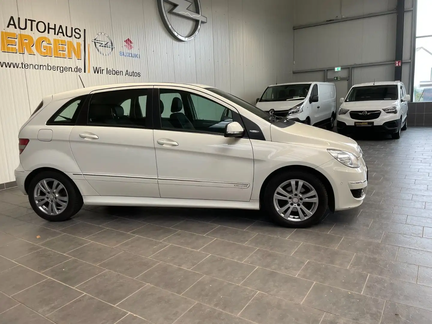 Mercedes-Benz B 180 PDC Klima Lamellendach 06/27 TÜV Blanc - 2