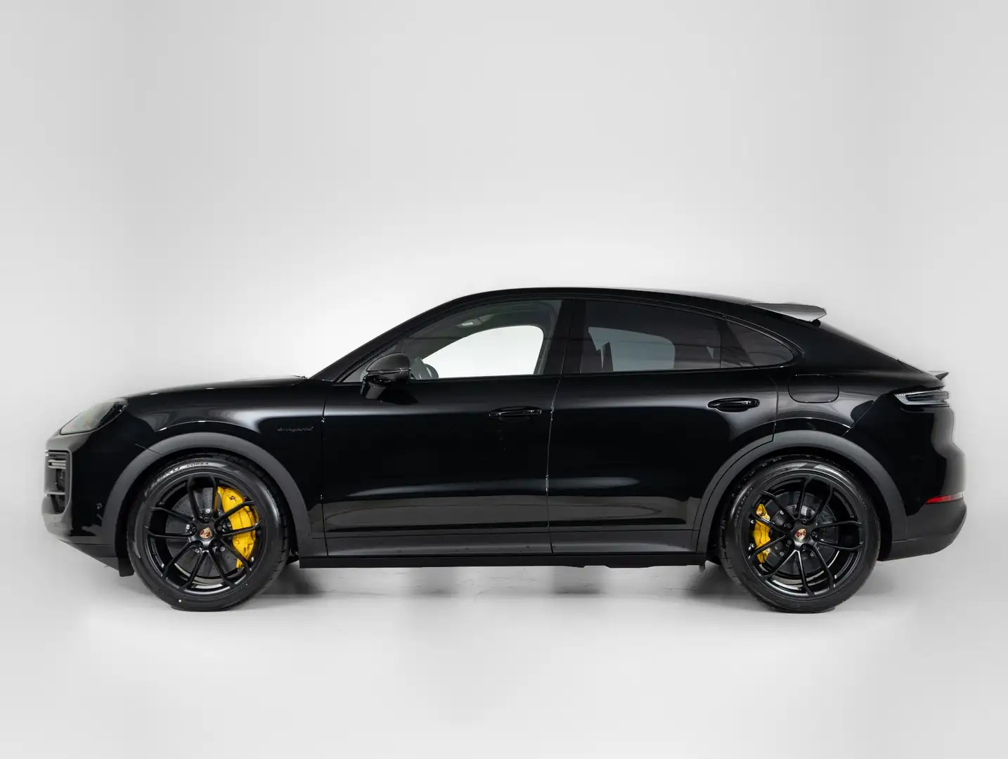 Porsche Cayenne Coupé Turbo E-Hybrid GT Zwart - 2