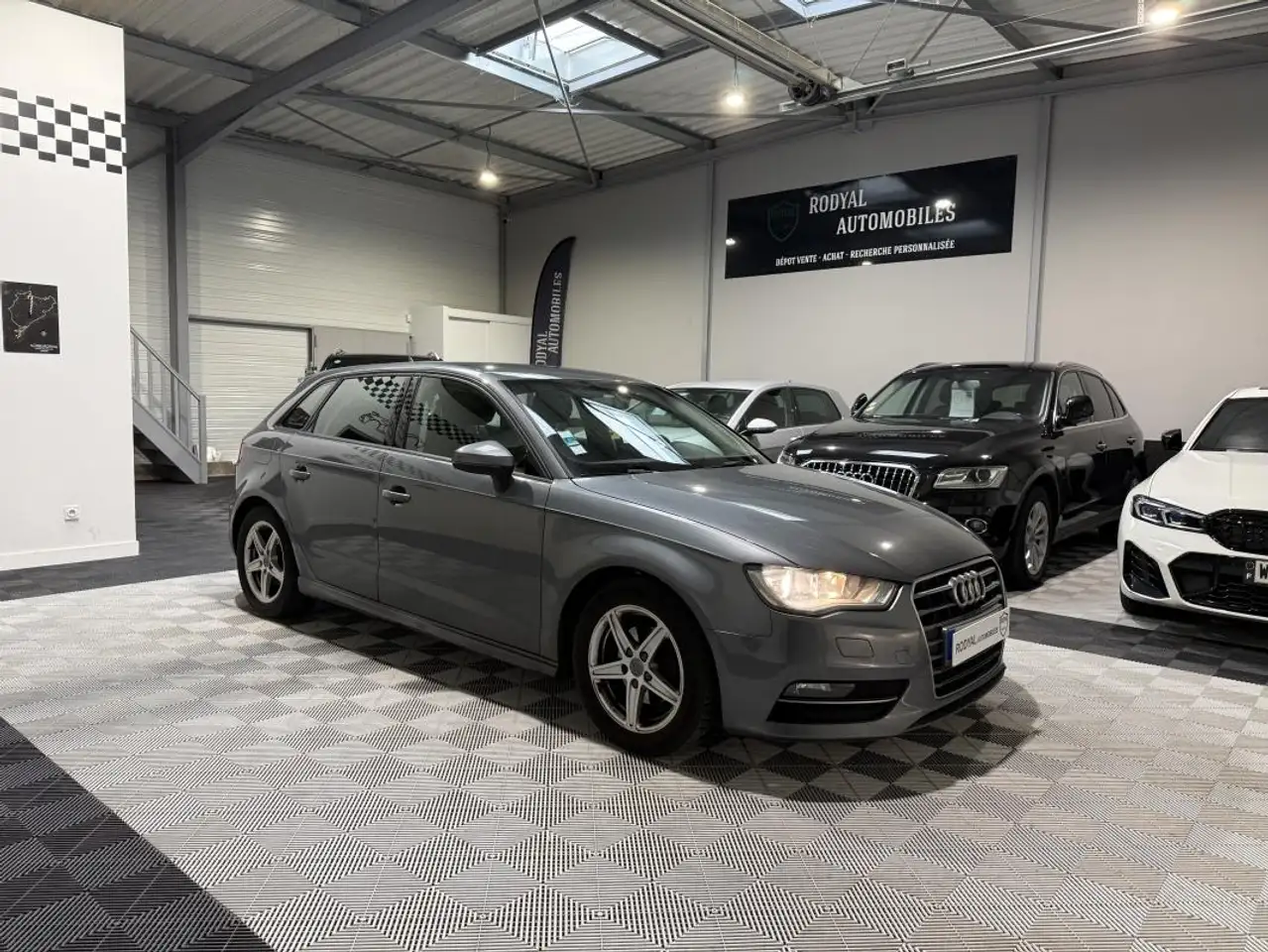 Audi A3 III 1.6 TDI 110ch FAP Ambition