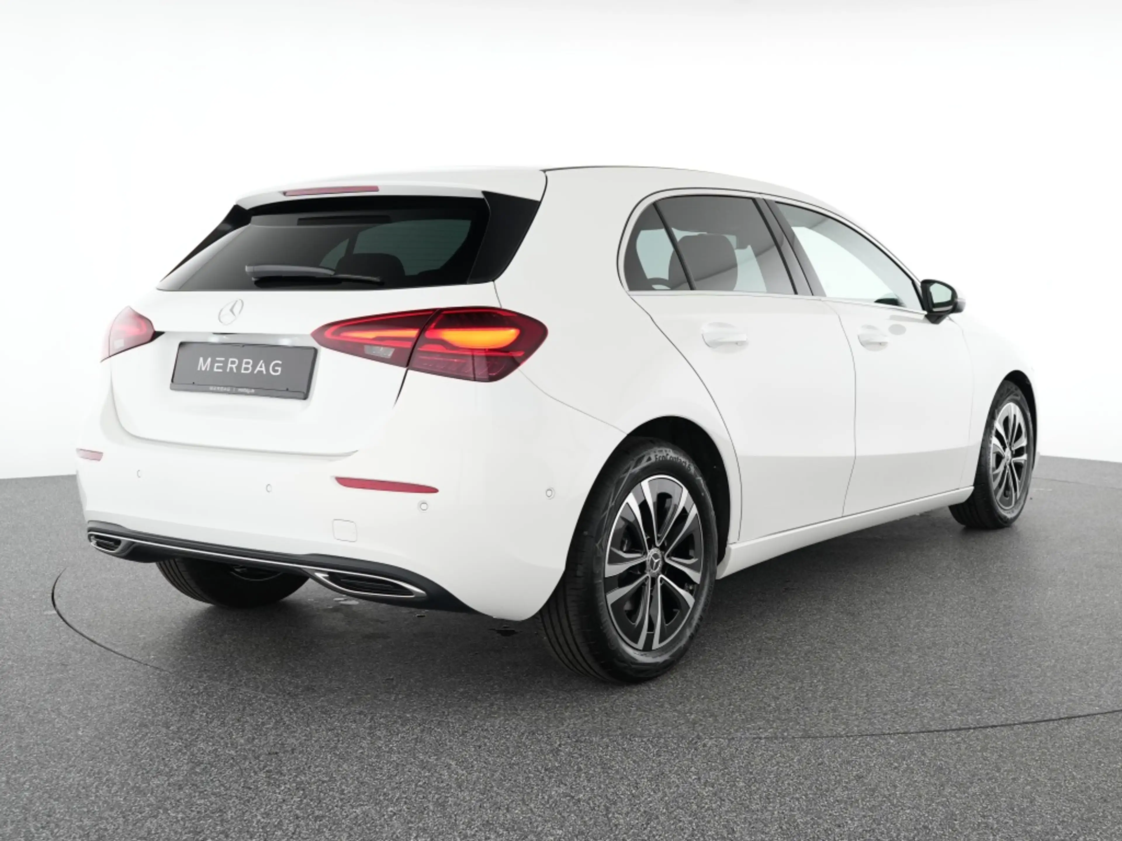Mercedes-Benz A 180 Progressive LED Advanced Automatik Navi — photo 3