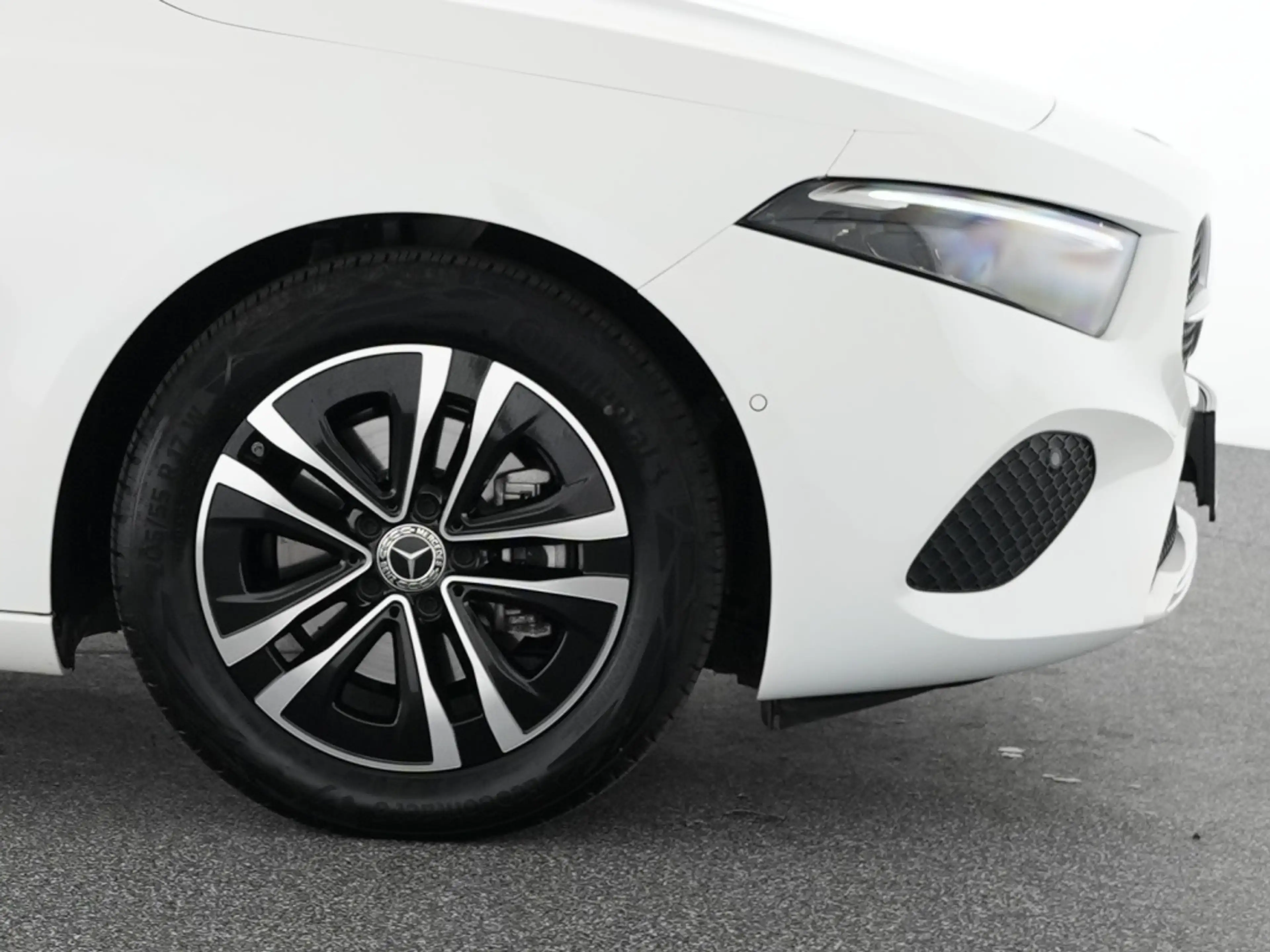 Mercedes-Benz A 180 Progressive LED Advanced Automatik Navi — photo 6