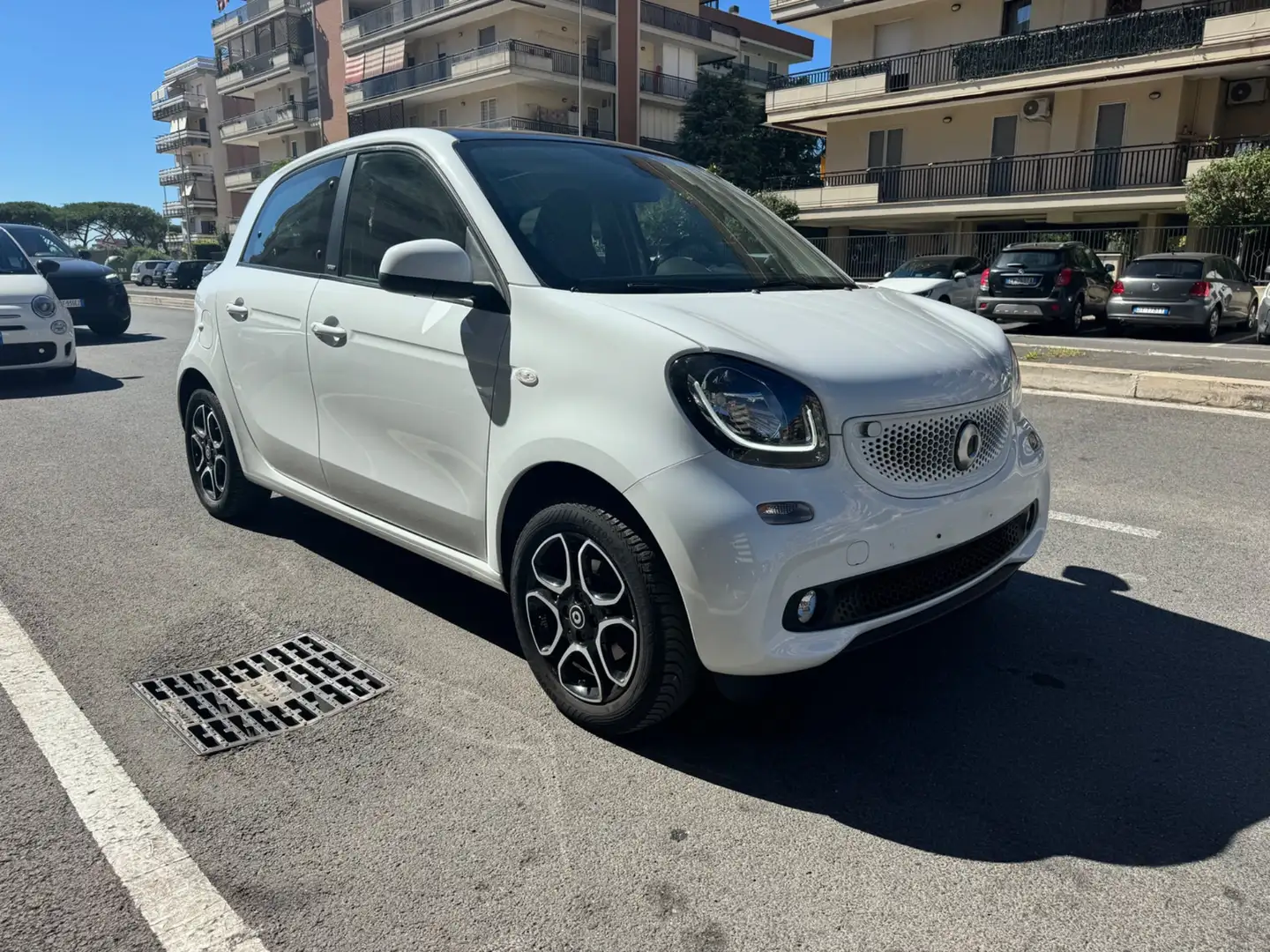 smart forFour 70 1.0 twinamic Prime LED NAVI PDC PANORAMA CERCHI Bianco - 2