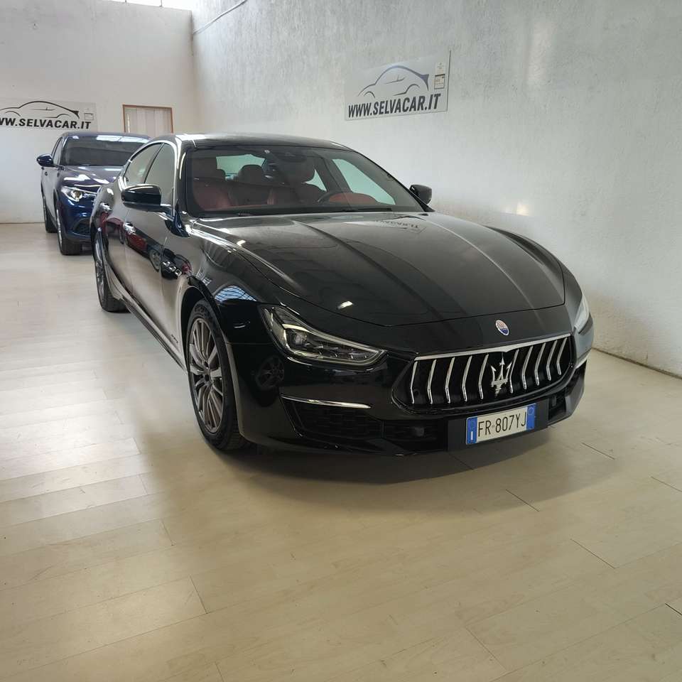 Maserati Ghibli 3.0 V6 ds Granlusso 250cv Auto my19  Restyling