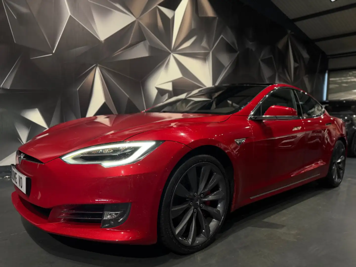 Tesla Model S P90D PERFORMANCE DUAL MOTOR Rot - 2