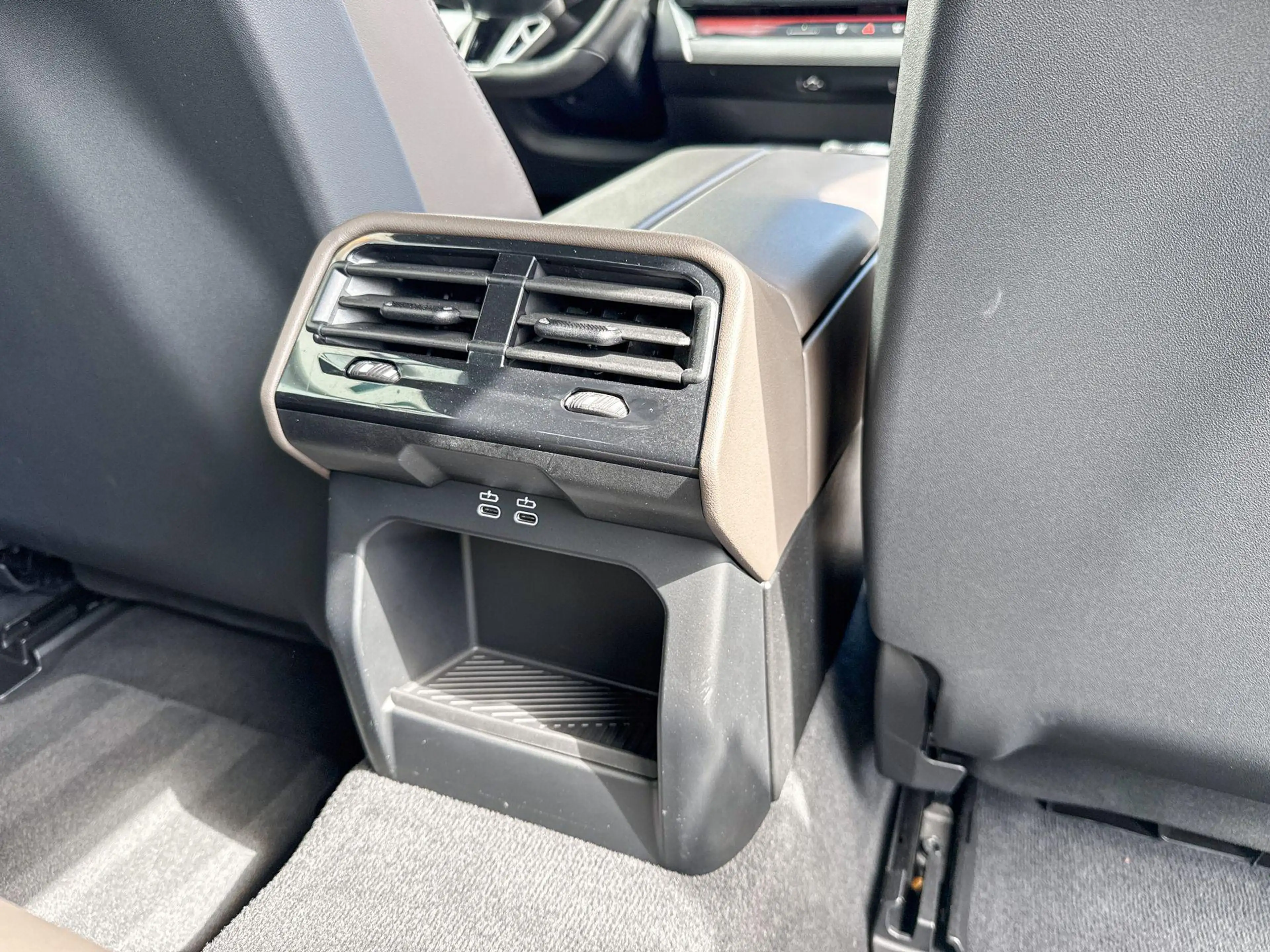BMW i5 eDrive40 | M Sport | Travel Pack | Trekhaak — photo 9