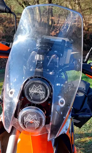 KTM 690 Enduro R - foto 5