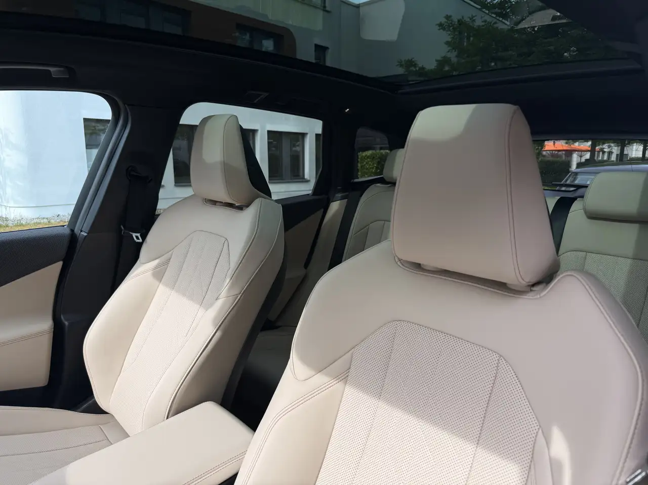 BMW X3 30e xDrive M Sportpaket | AHK | Pano | HK | 20'' L 4