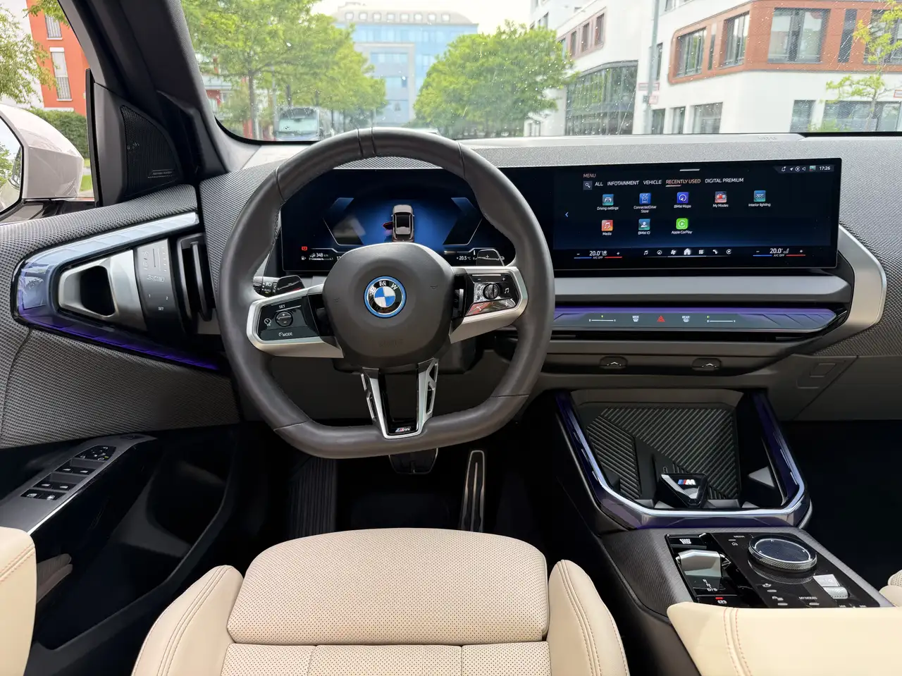 BMW X3 30e xDrive M Sportpaket | AHK | Pano | HK | 20'' L 2