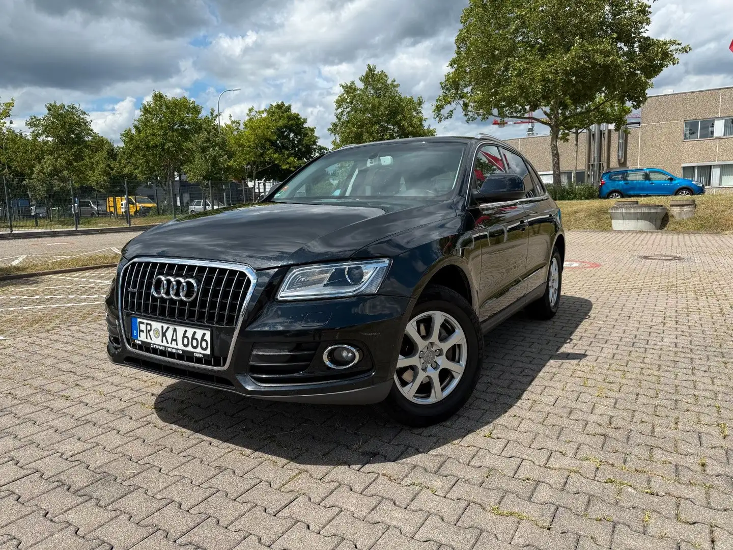 Audi Q5 2.0 TDI  quattro Noir - 2