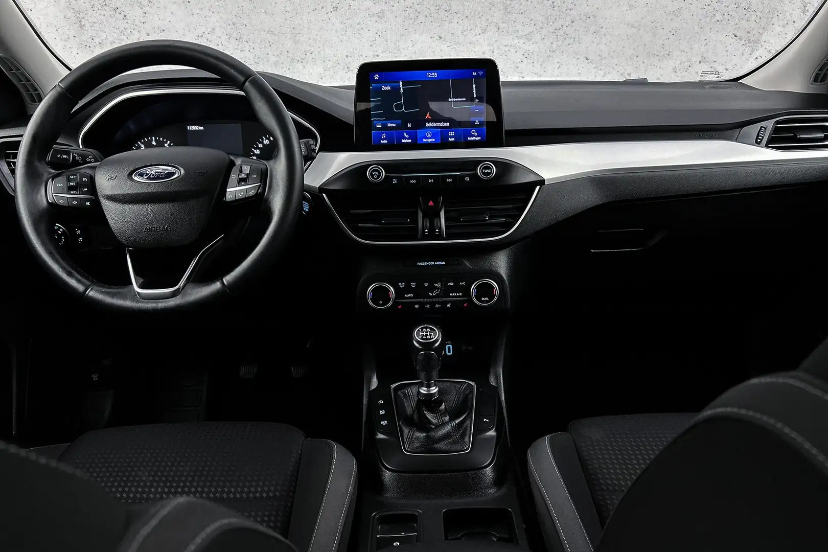 Ford Focus Wagon 1.0 EcoBoost Hybrid Trend Edition Business | Negro - 2