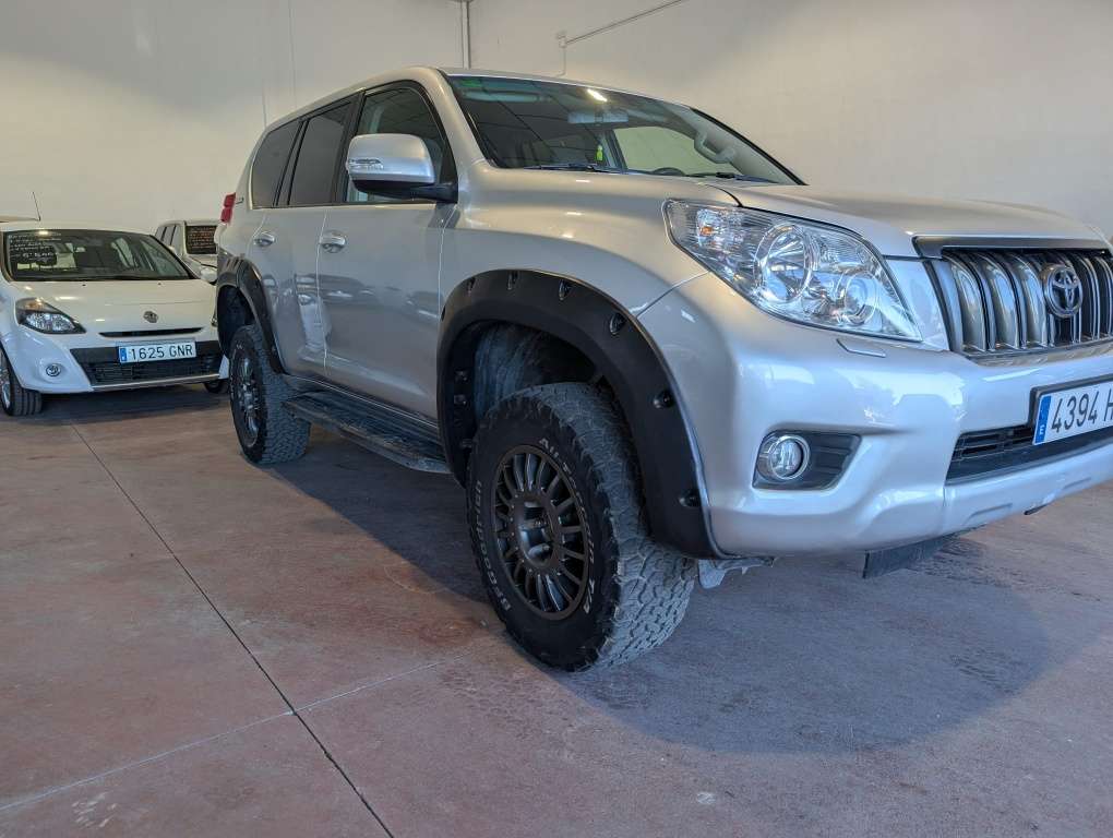 Toyota Land Cruiser D-4D VX - foto 1