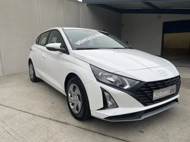 Hyundai i20 1.2i 84CH/NAVIGATION/CAMERA/CLIM/CRUISE/NEUF!!