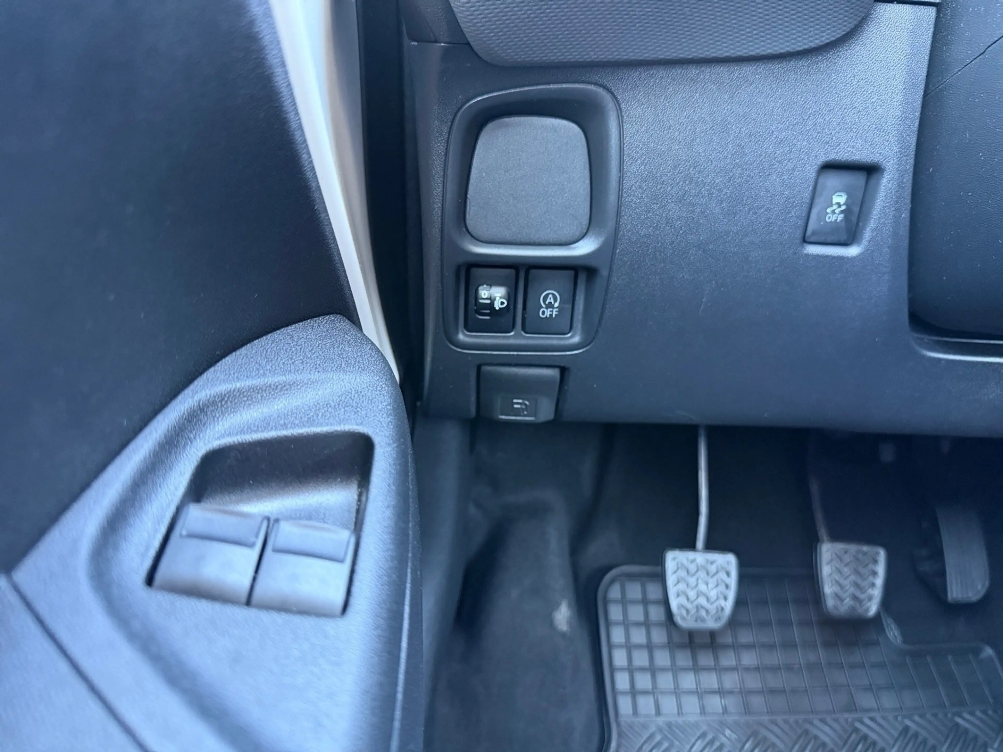 Peugeot 108 1.0 Vti Style — photo 14
